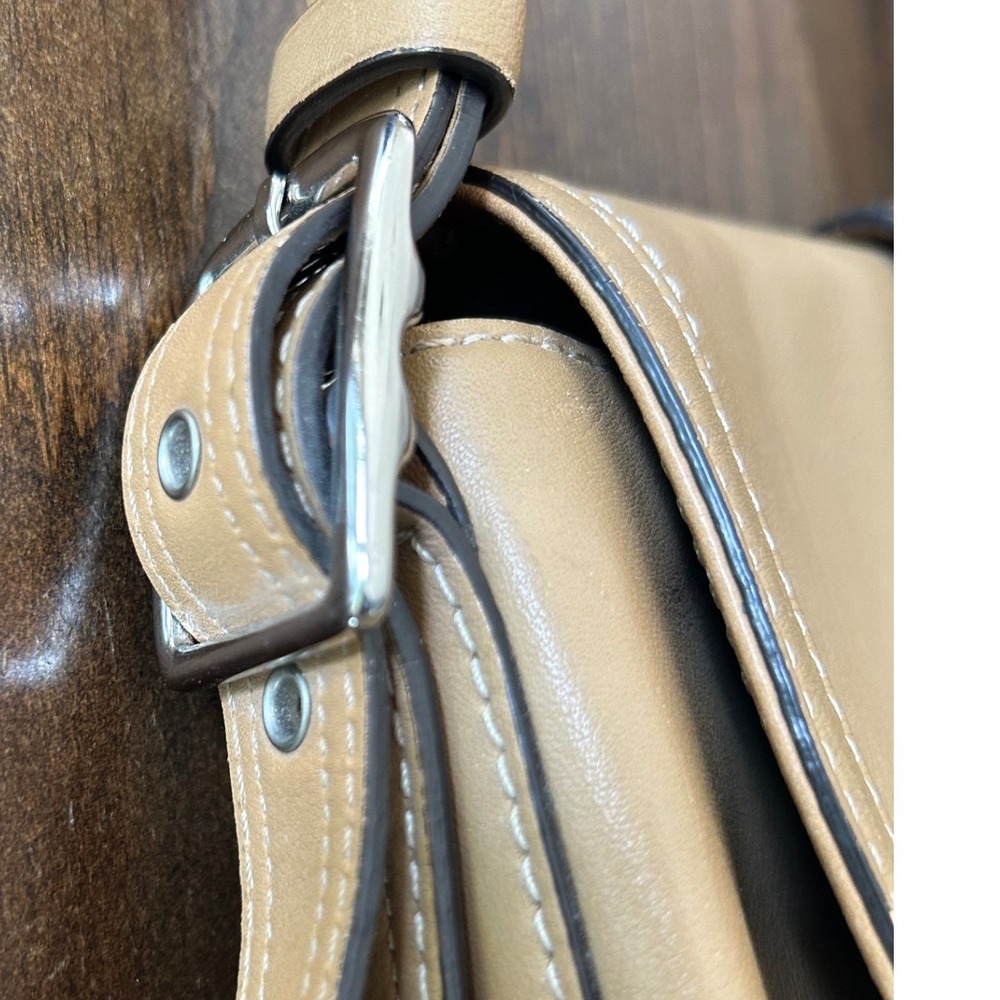 Vintage Coach F11196 Soho Shoulder Bag Tan Leather Buckle Flap Bag Y2K Luxury - Picture 5 of 12